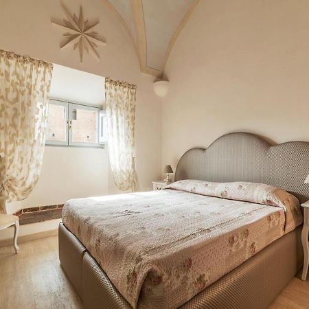 Palazzo Altieri Elegant Apartment Roma Exterior foto