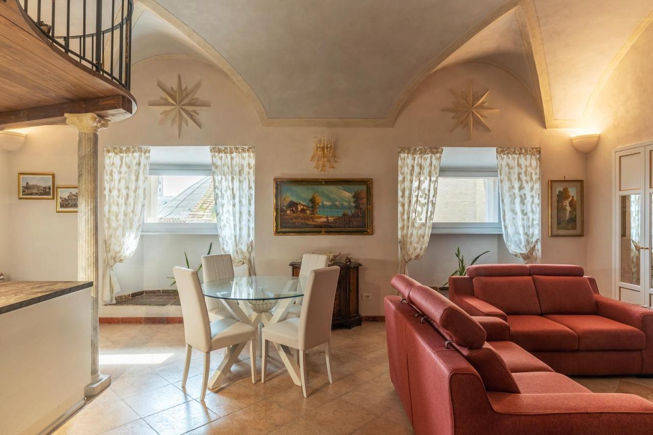 Palazzo Altieri Elegant Apartment Roma Exterior foto