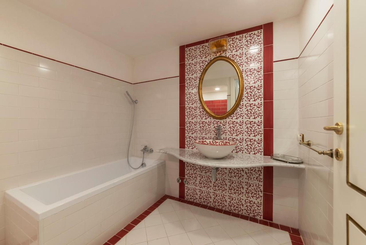 Palazzo Altieri Elegant Apartment Roma Exterior foto
