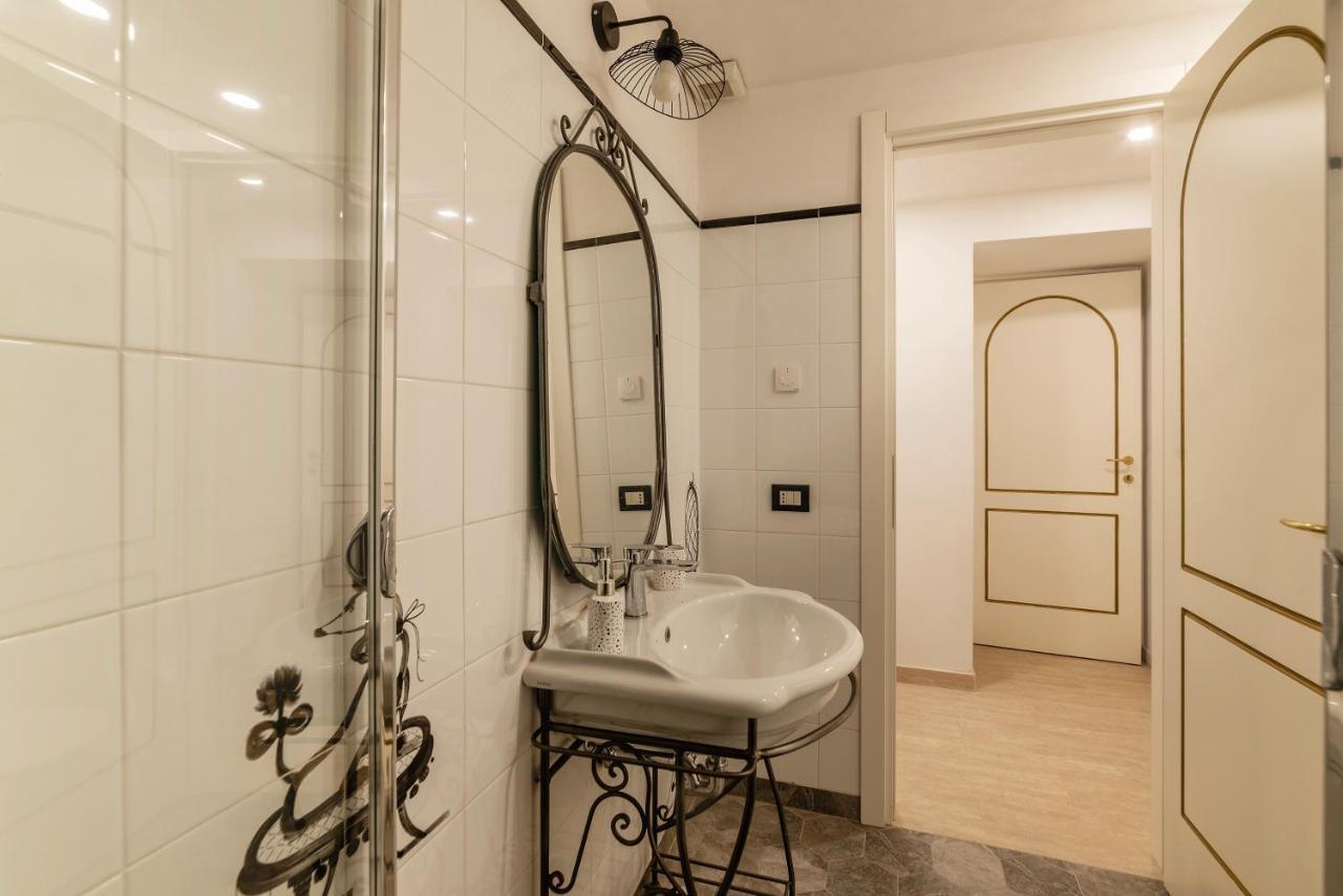 Palazzo Altieri Elegant Apartment Roma Exterior foto